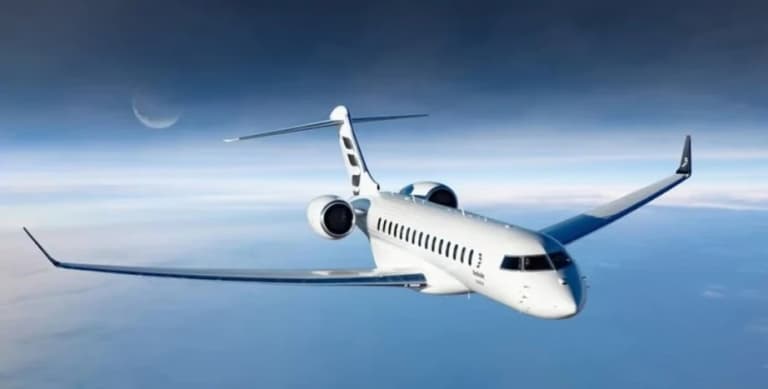 Найшвидший цивільний літак у світі розпочав польоти на майже надзвуковій швидкості