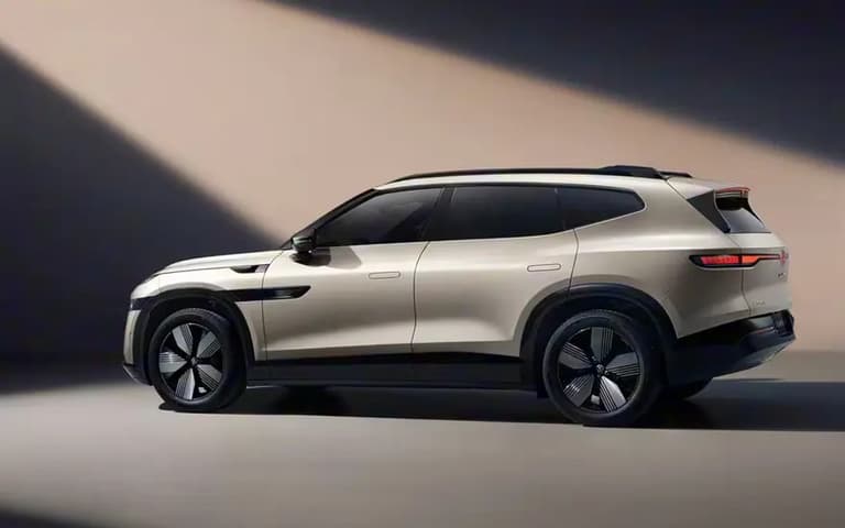 Volkswagen представив електропозашляховик ID.Unyx 08