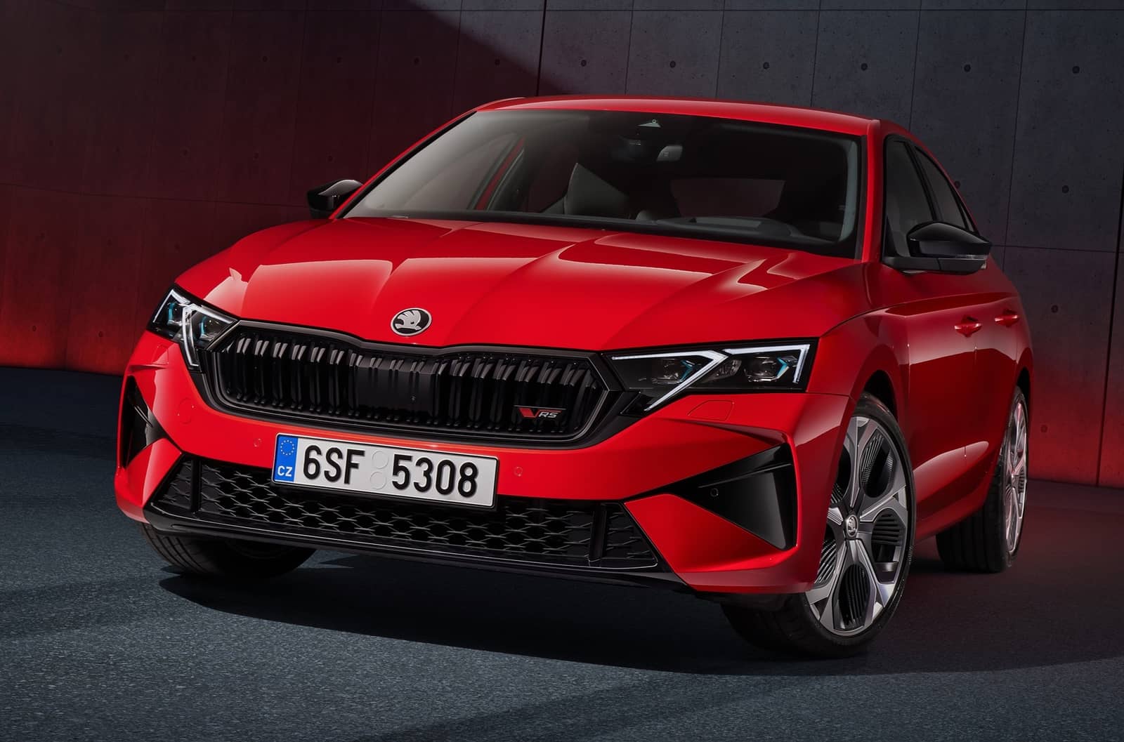 Skoda Octavia оновилася і отримала великий екран у салоні