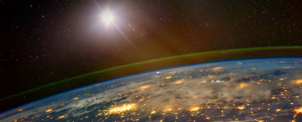 NASA запускає “штучну зірку” на орбіту навколо Землі