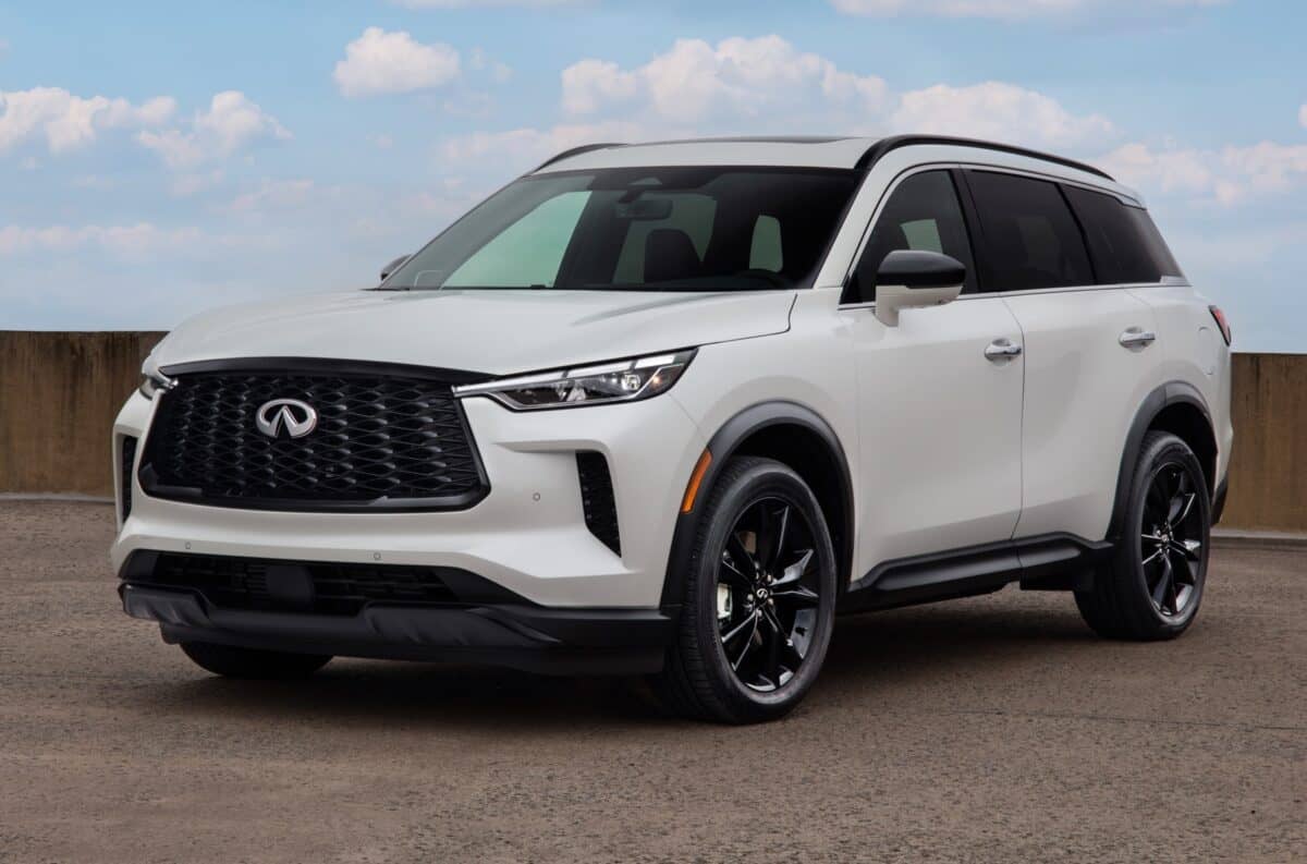 Кросоверу Infiniti QX60 замінили двигун у США