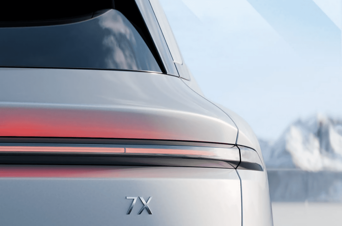 Стало відомо ім’я конкурента Tesla Model Y від Zeekr