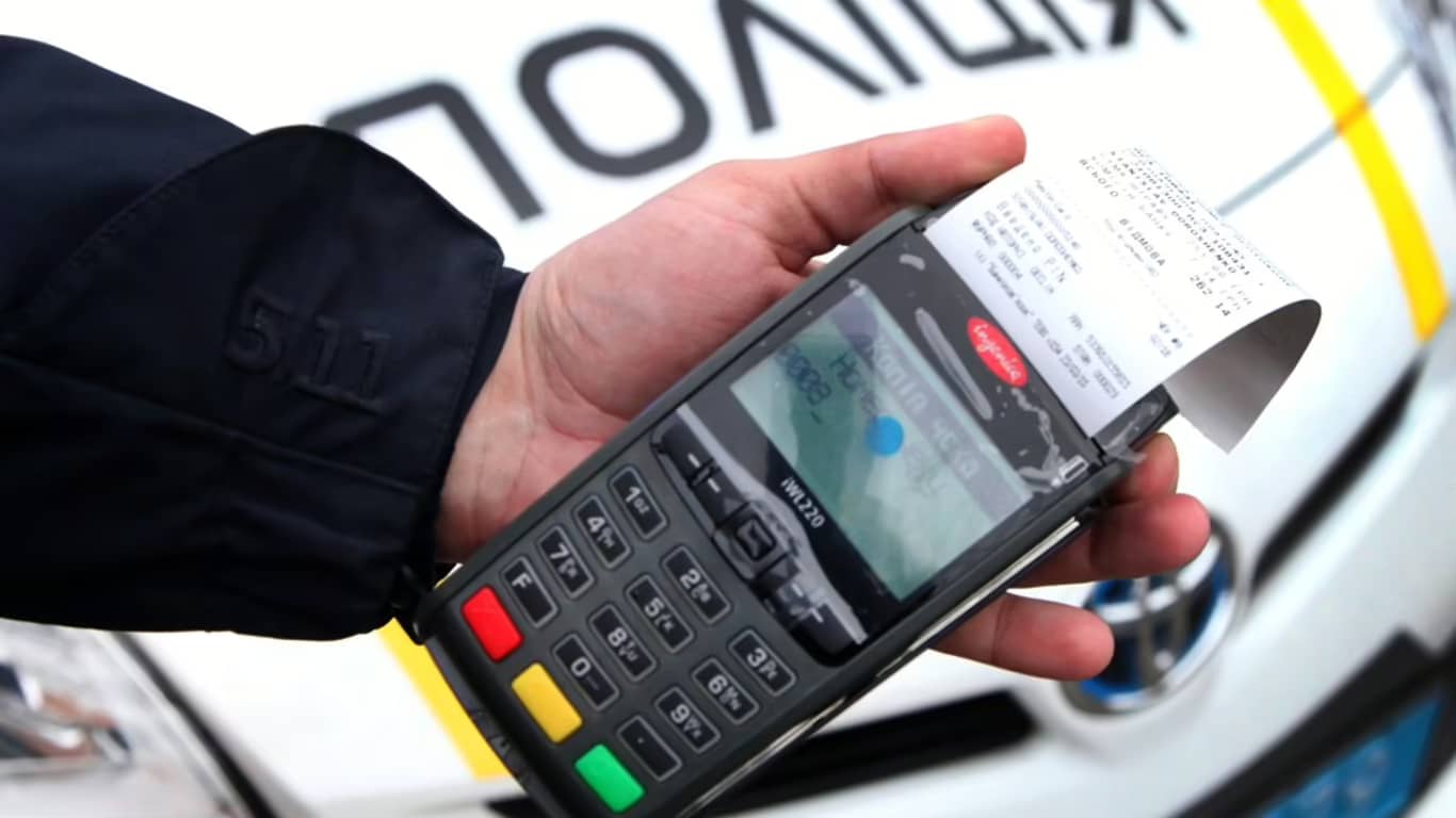 У поліції заявили, що порушники охоче платять штрафи за перевищення швидкості