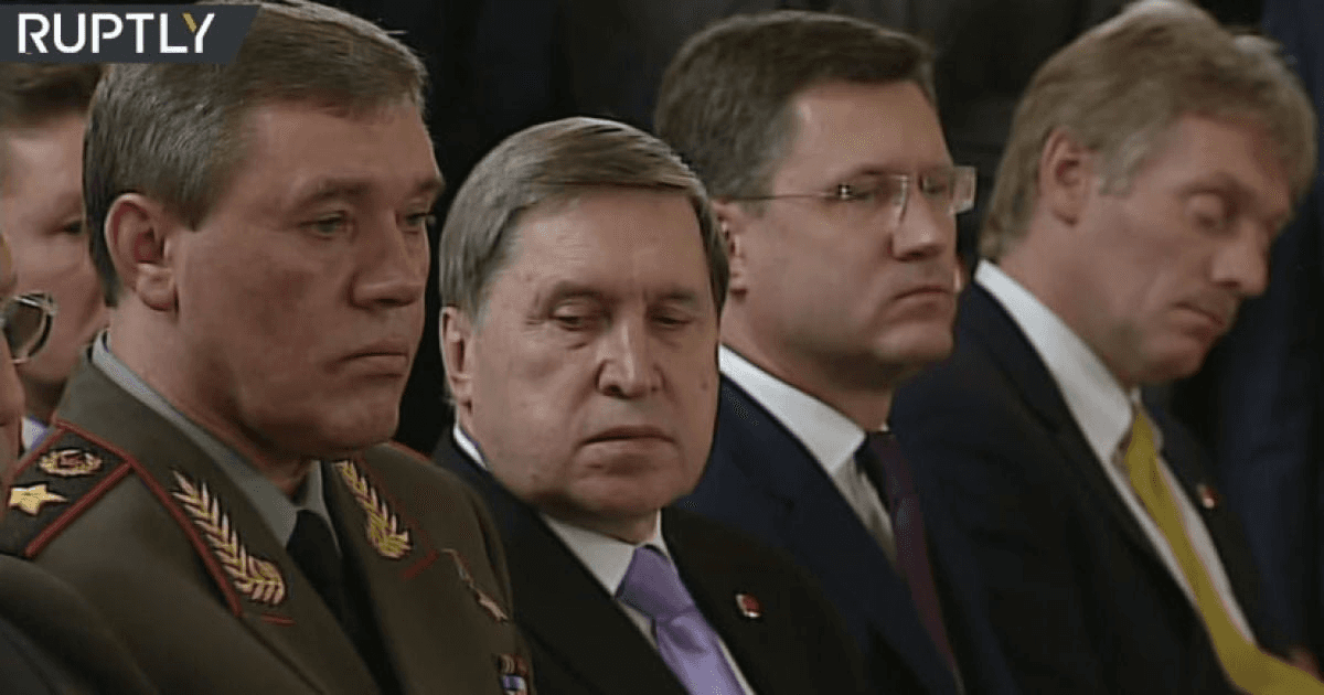 Пєсков заснув під час виступу Путіна (Відео)