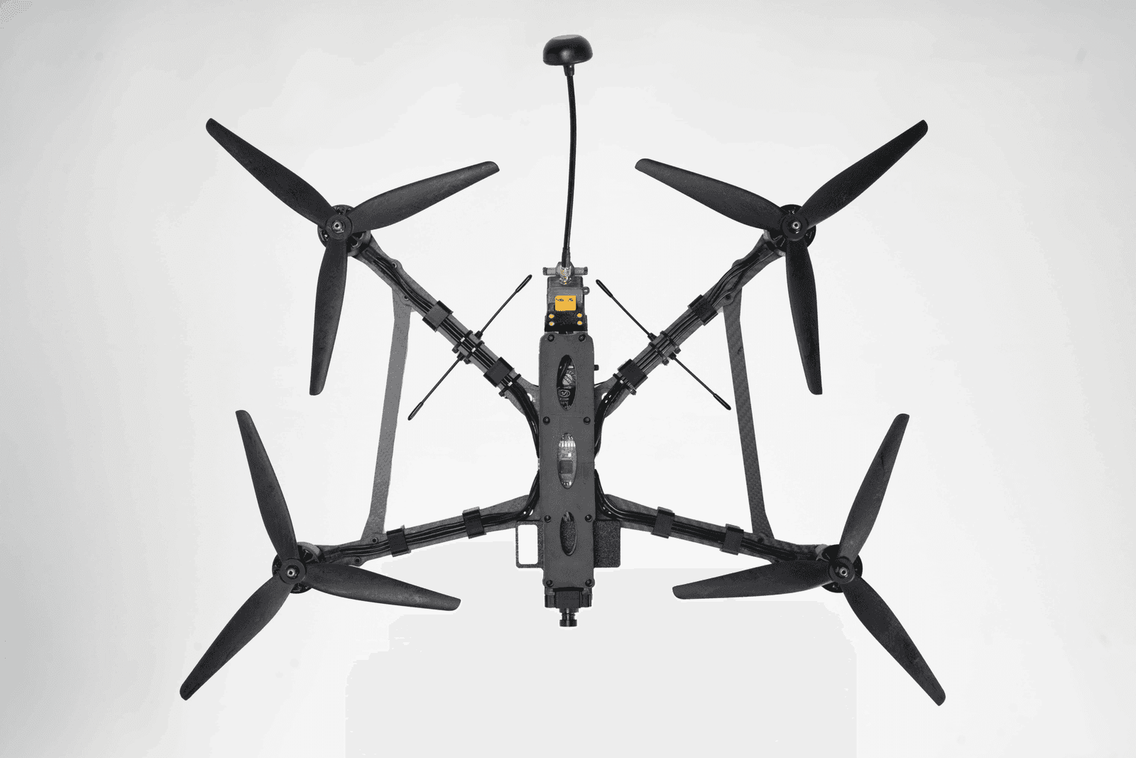 Українська компанія Fourth Law презентувала автономний модуль TFL-1 для FPV-дронів — прорив у боротьбі з РЕБ