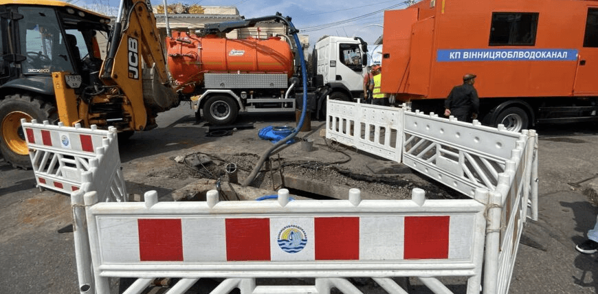 «Вінницяоблводоканал» показав дивну знахідку у водопровідній камері