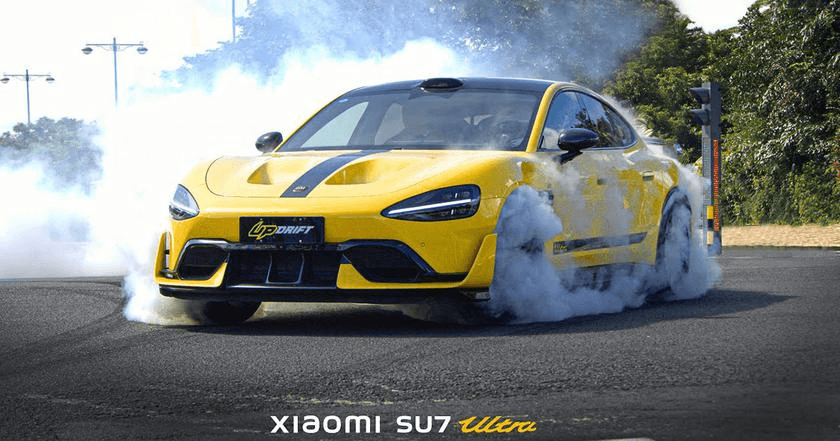 Xiaomi SU7 Ultra показав видовищні дрифт-трюки у стилі Gymkhana