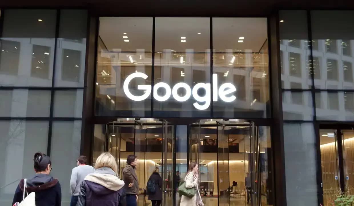 Google інвестує понад $6 млрд у штучний інтелект у Британії