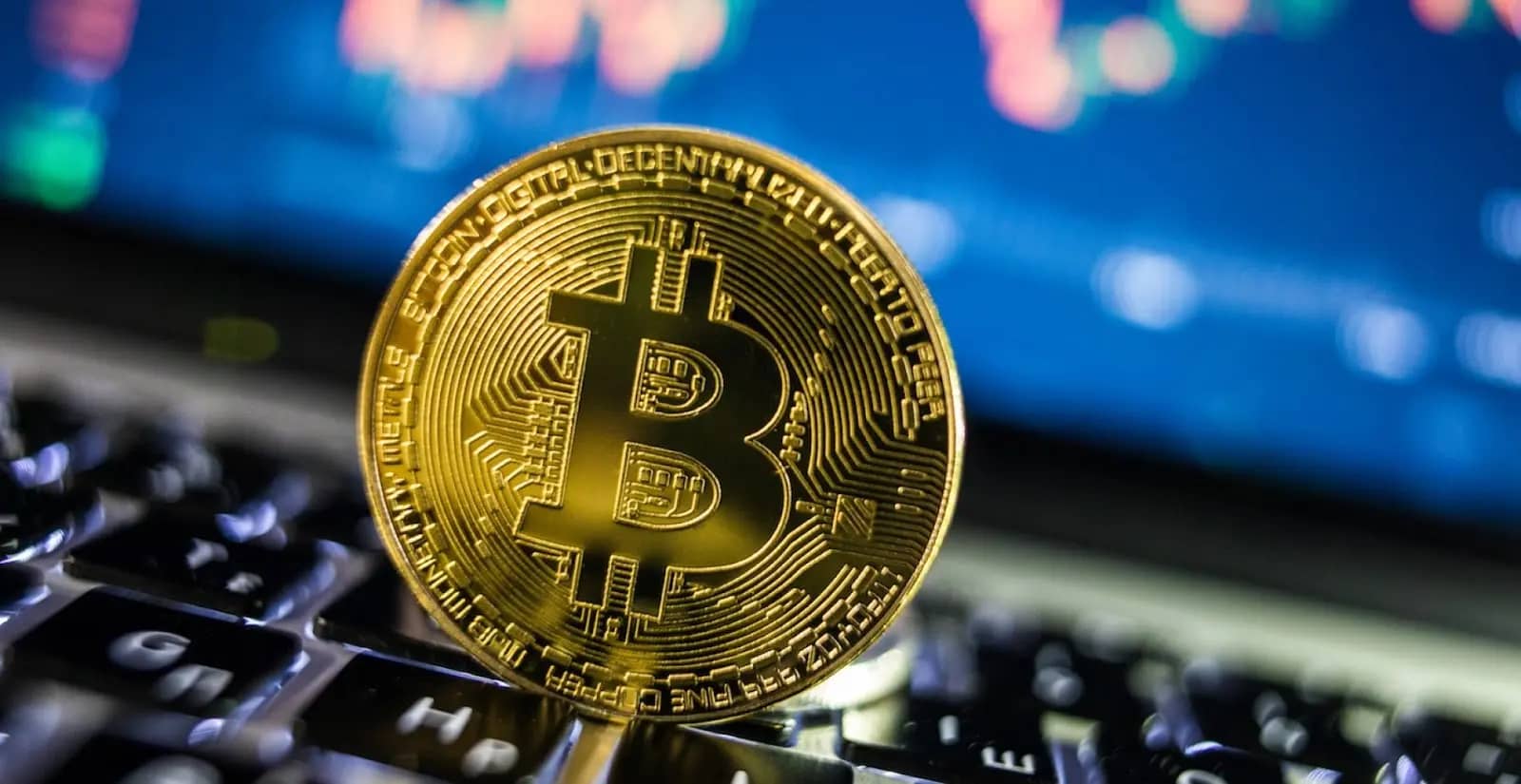 Біткойн підскочив до тритижневого максимуму — майже $93 000