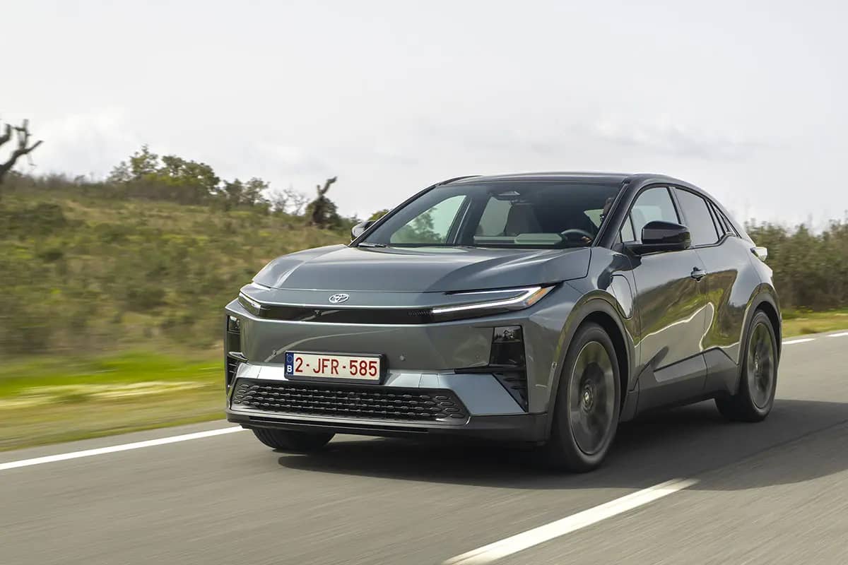 Новий Toyota C-HR+: швидка зарядка 150 кВт і запас ходу понад 600 км