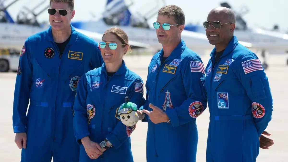 NASA відправляє людей на Місяць уперше за 50 років: хто увійшов у історичний екіпаж
