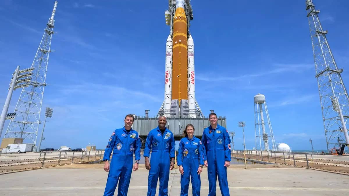 Місія до Місяця від NASA стартує навіть після потужної сонячної активності