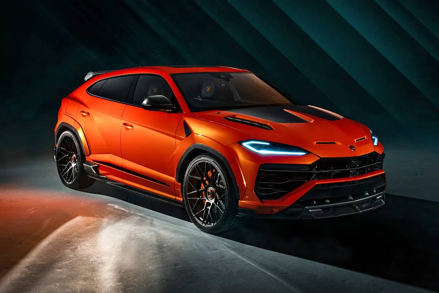 Карбоновий пакет для Lamborghini Urus SE: Urban Automotive показала свій топ-проєкт