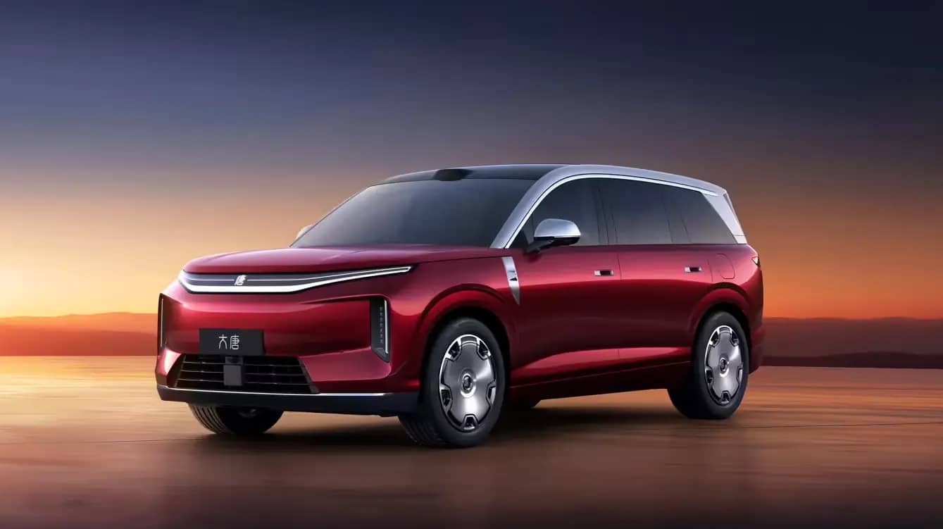 BYD презентує Great Tang: електрокросовер з рекордним пробігом 950 км