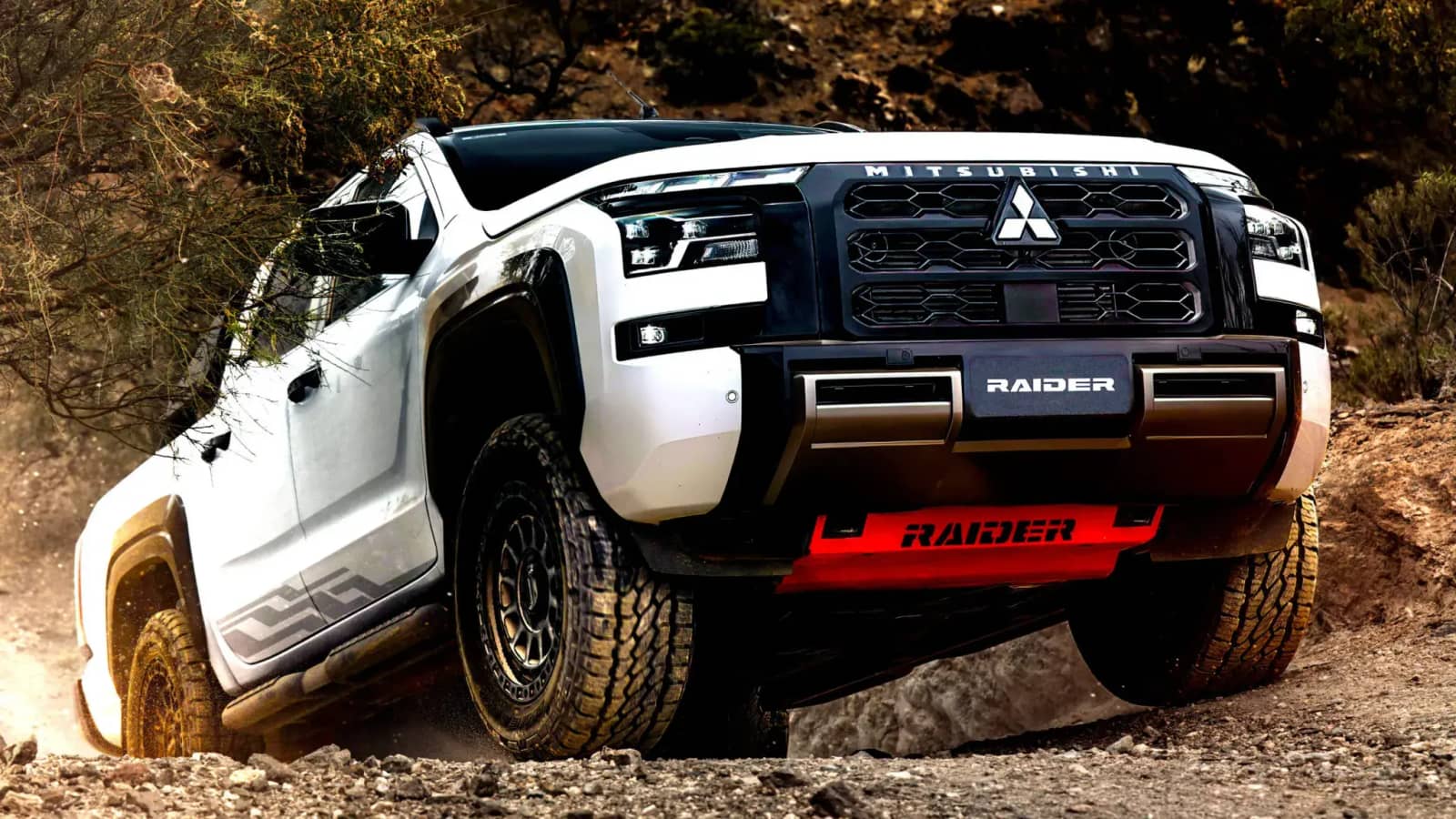 Mitsubishi Triton Raider: агресивний пікап нового рівня