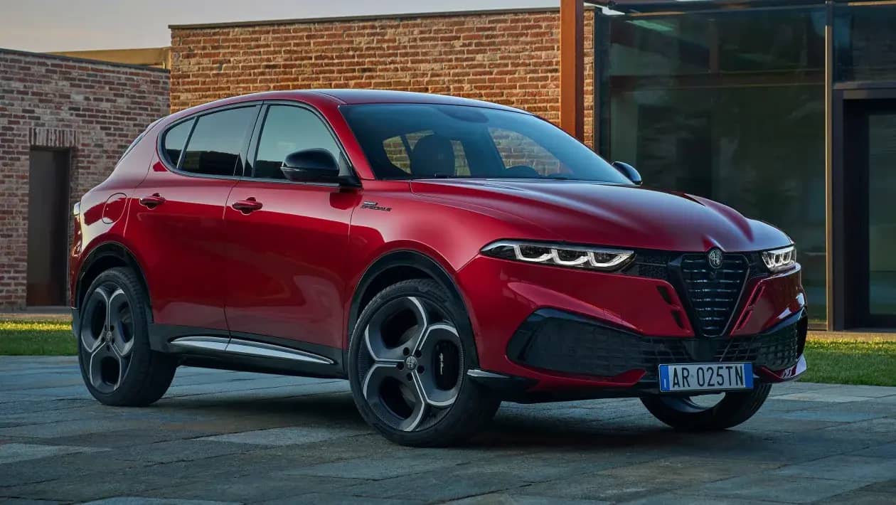 Alfa Romeo Tonale 2026: стиль суперкара і ціна, що приємно здивує