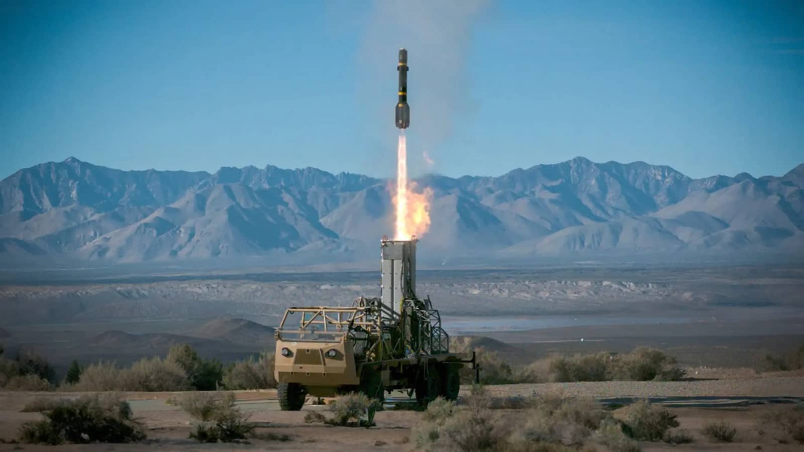 У США протестували JAGM Quad Launcher із вертикальним запуском ракет
