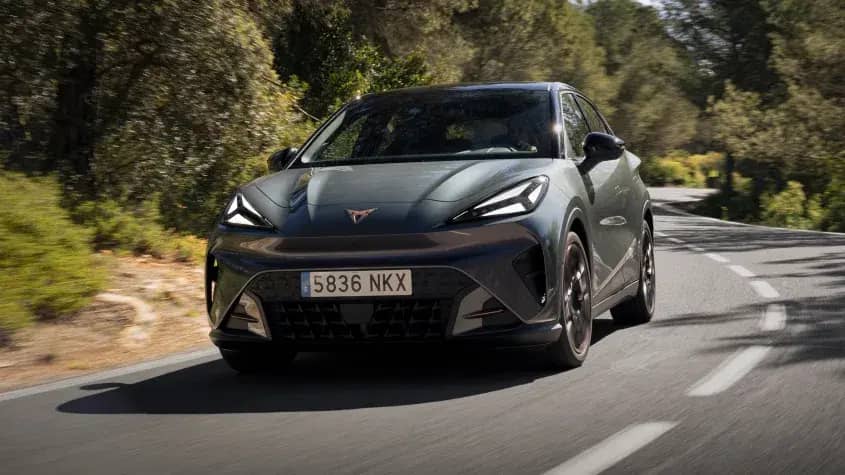 Cupra готує “гарячий” Raval: компактний електрохетч може отримати ще більше потужності