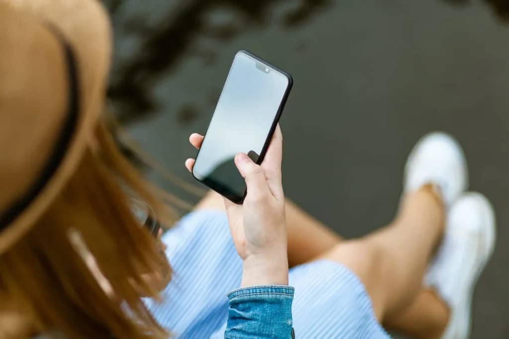Як подвоїти термін експлуатації акумулятора смартфона: 4 правила заряджання