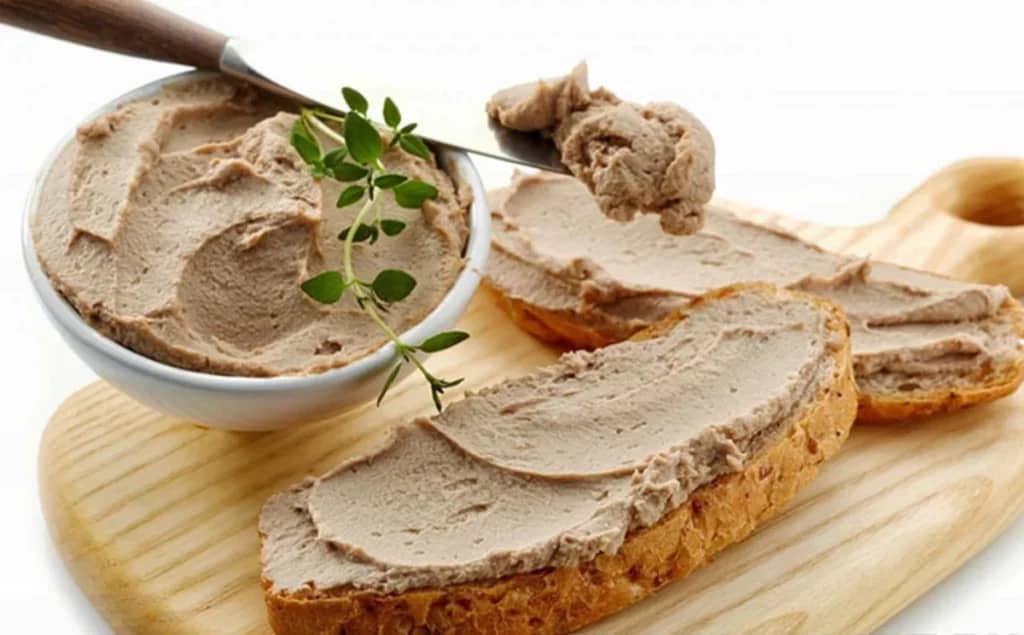 Як приготувати натуральний курячий паштет: простий рецепт