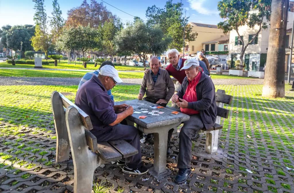 Секрет не в спорті: 3 звички, які реально допомагають зберегти молодість