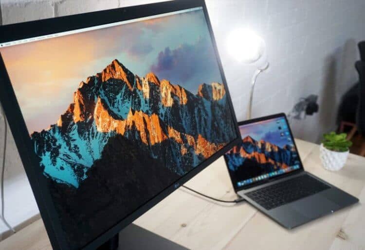 Apple готує MacBook Ultra