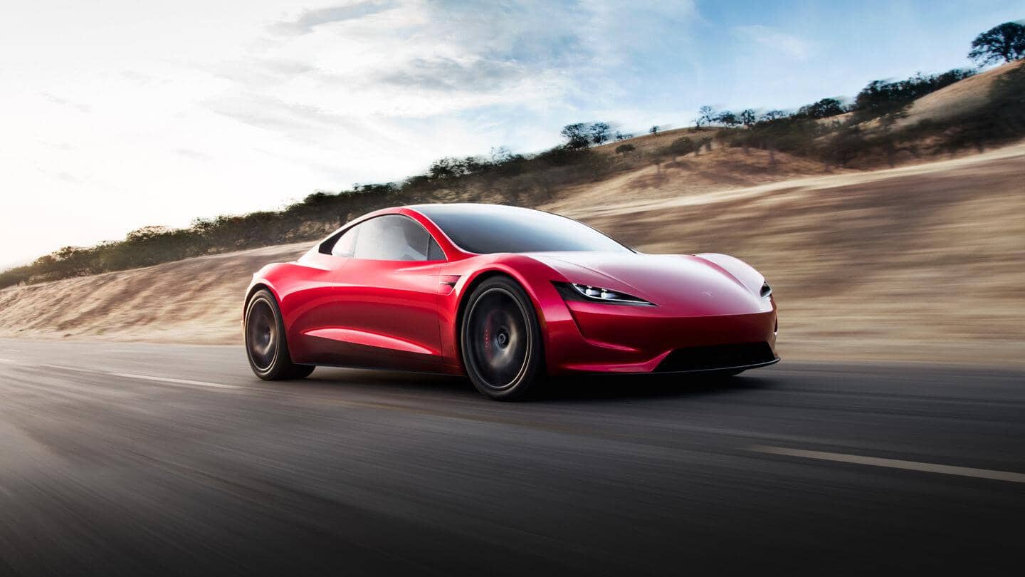 Tesla анонсує дебют нового електрокара вже цього місяця