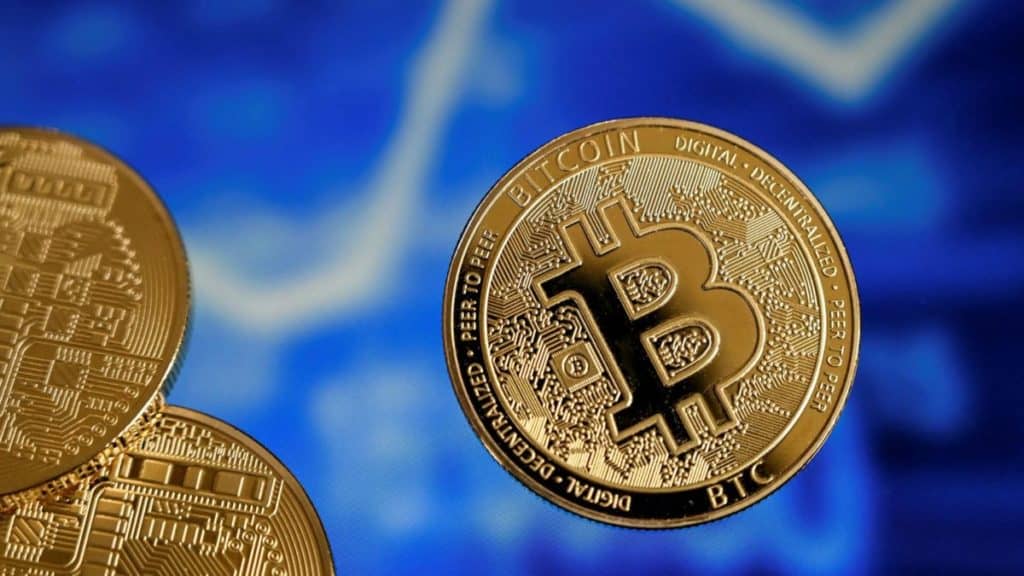 Ціна біткойна зростає до $80 000