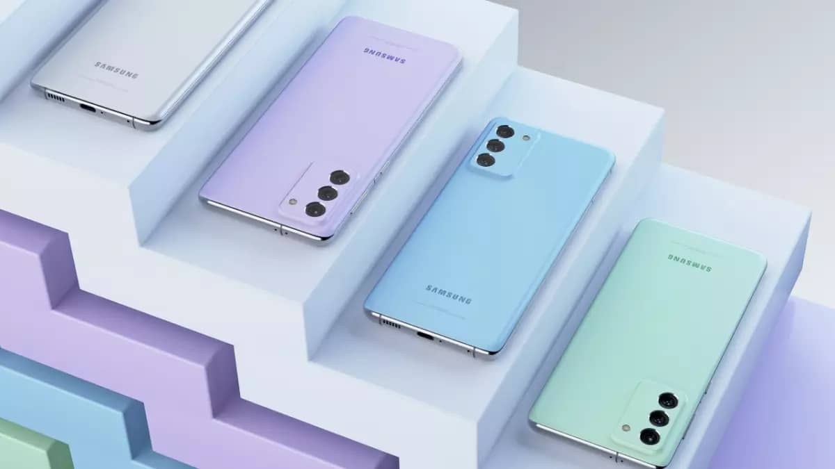 Samsung випустила важливе оновлення для серії Galaxy S22