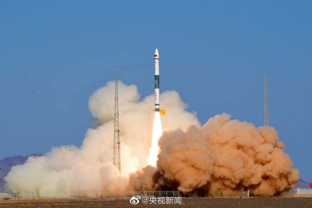 Китай показав, як запускатиме і повертатиме багаторазові космічні ракети