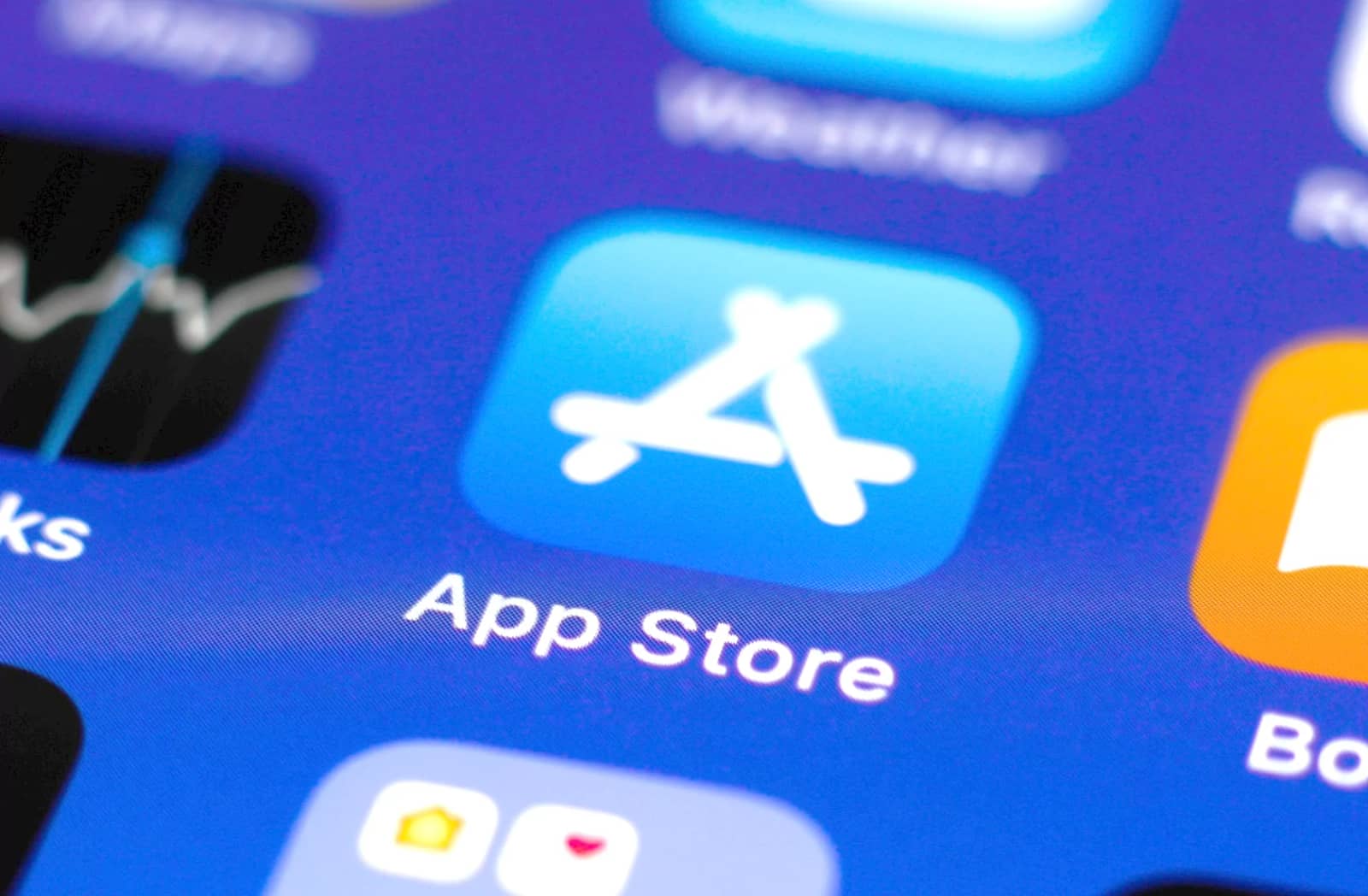 Apple змінить передплати та батьківський контроль у App Store