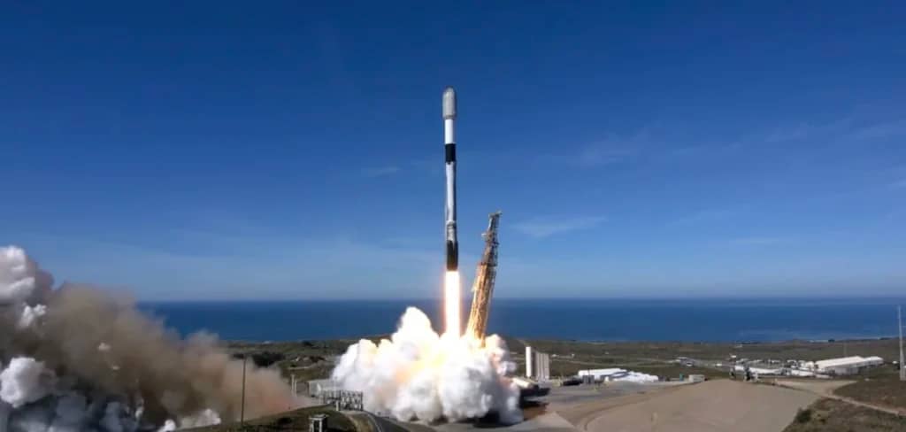 SpaceX запустила 53 супутники на Transporter-10