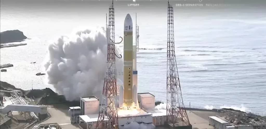 Космічна ракета H3 досягає орбіти під час другого запуску