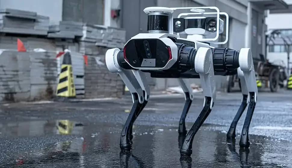 Lenovo представляє робота-собаку «Daystar Bot GS»