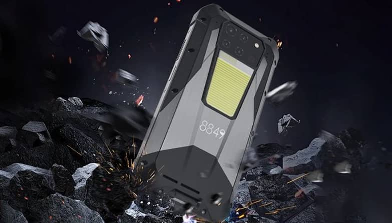 Анонсований смартфон UNIHERTZ 8849 Tank 3 Pro з проектором та підтримкою 5G