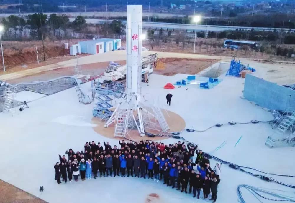 Китай прискореними темпами розробляє багаторазові ракети-носії