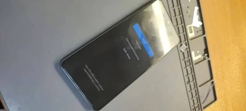 У Xiaomi працюють над масовим збоєм, який перетворює смартфони на «цеглу»