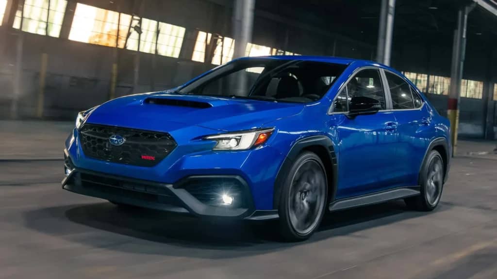 Представлена ​​Subaru WRX tS