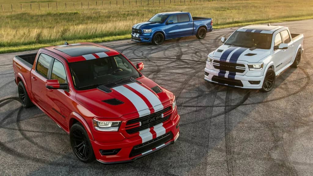 Представлений Hennessey Mammoth 400