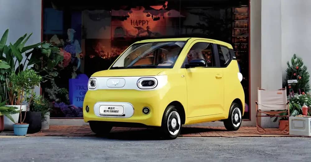 Представлений Hongguang Mini EV 215km Youth Edition