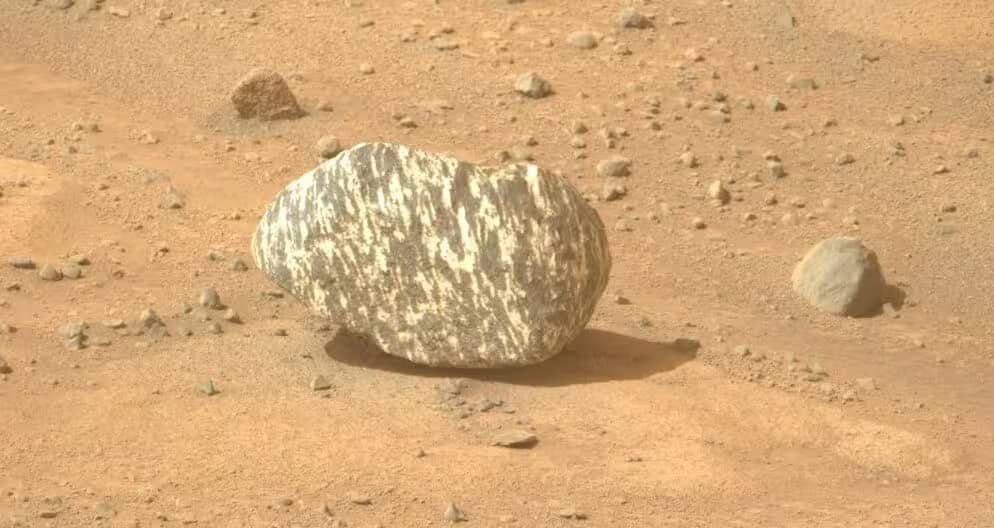 NASA та ESA хочуть доставляти марсіанське каміння на Землю