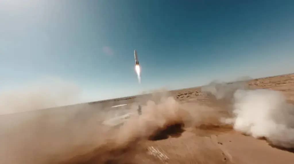 Випробування стрибка Deep Blue Aerospace зазнало аномалії за мить до приземлення