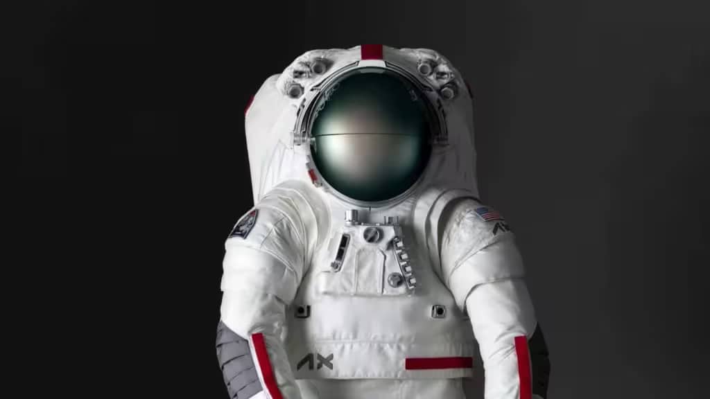 Prada та Axiom Space показали скафандр для Місяця