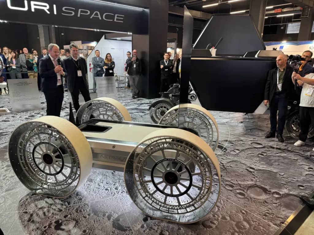 Astrolab показала новий компактний місяцехід для досліджень Місяця