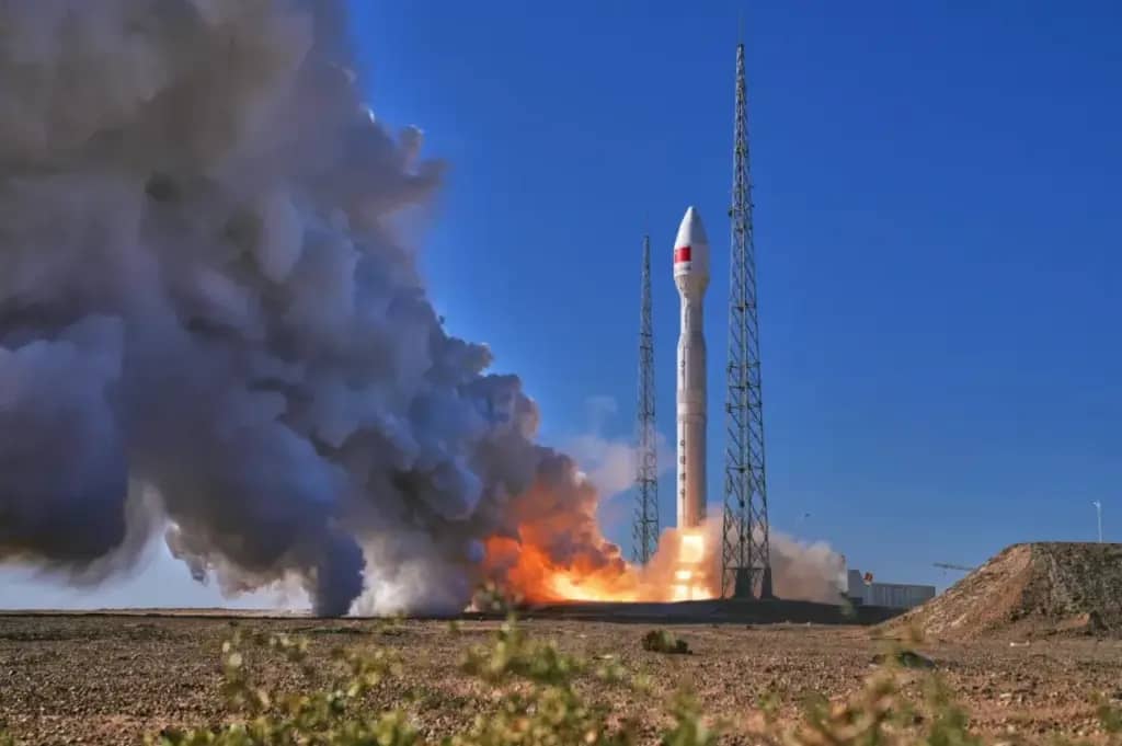 Китайська комерційна ракета Lijian-1 запустила 15 супутників