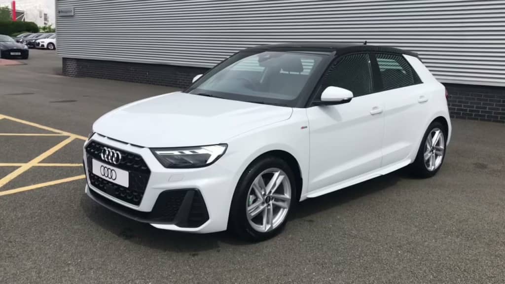 Audi знімає з виробництва два моделі