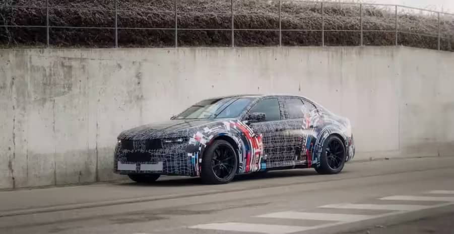 BMW вперше показала M3 нового покоління