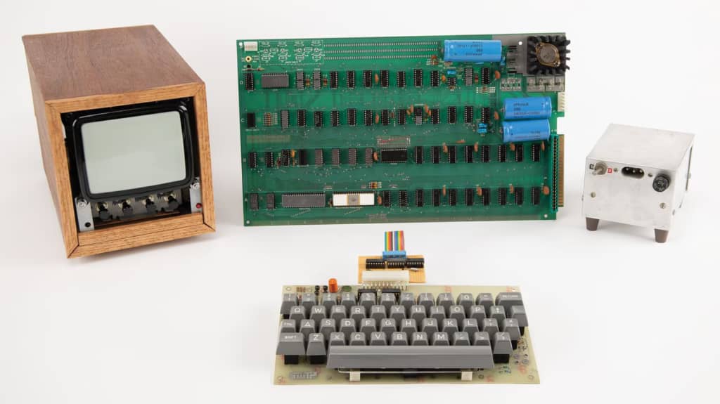 Рідкісний комп’ютер Apple-1 продають за $375 000