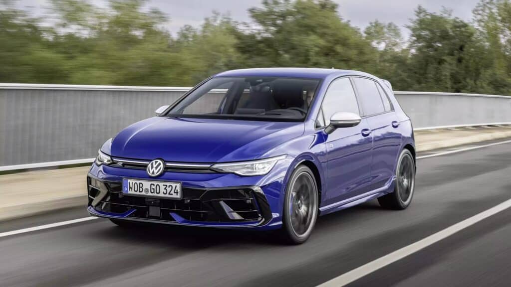 Представлені нові Volkswagen Golf GTI та Golf R
