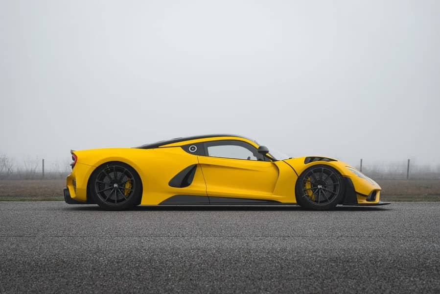 Hennessey Performance представила оновлений Venom F5 Evolution